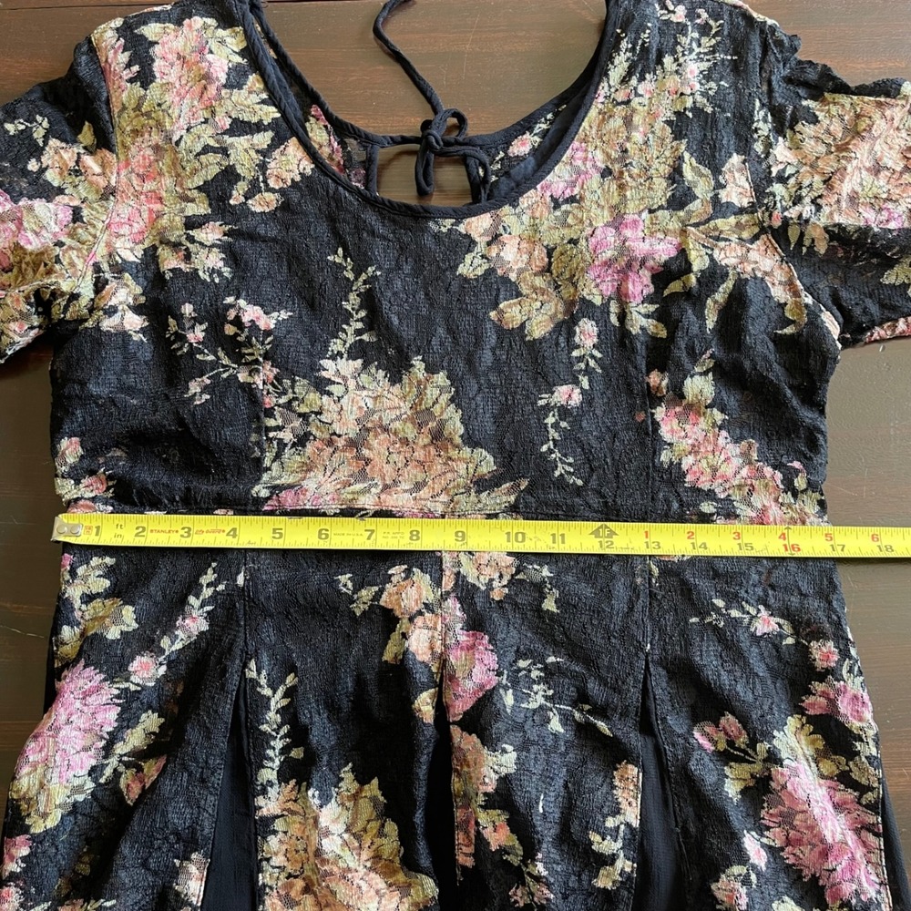 Olivia Black Floral Lace Midi Dress Short Sleeve Tie Back Pink Green Large - Picture 8 of 8